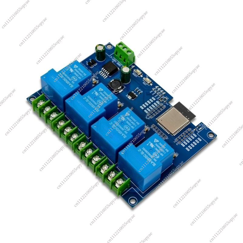 لوحة تطوير ESP32E مع وحدة ريلا - مراجعة Relay Module 5V وسعره